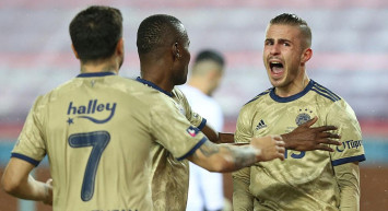 Dimitrios Pelkas Borussia Mönchengladbach İle Anlaşma Sağladı!