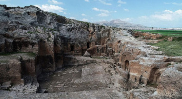 Diyarbakır’da Uygarlık Tarihine Işık Tutan Mağaralarda Kazı Başlıyor