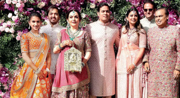 Dünyanın en zengin ve en şatafatlı düğünü yapılacak konukları:  Bill Gates, Mark Zuckerberg, Rihanna olacak!