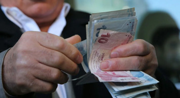 Emekli İkramiyeleri ve Zamlı Maaşlar Ne Zaman Hesapta?