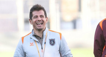 Medipol Başakşehir'de Emre Belözoğlu, Sinan Gümüş'ü Kadrosuna Katıyor!