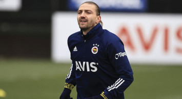 Emre Belözoğlu'ndan Caner Açıklaması