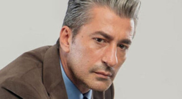 Erkan Petekkaya'nın acı günü: Cenazede talihsiz kaza!