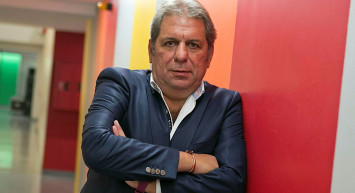 Erman Toroğlu, Trabzonsporlu futbolcuların erkenden şampiyon olma isteğinin takımda strese yol açtığını söyledi