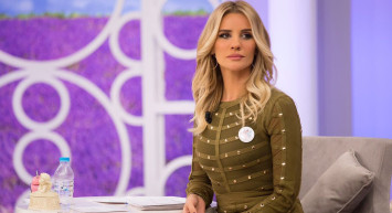 Esra Erol'un Programında Şaşırtan Olay! Zihinsel Engelli 19 Yaşındaki Kızı Kaçırarak Resmi Nikah Kıydı