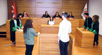 Evde eşinize bu hareketi yaparken dikkatli olun! Boşanma Sebebi sayılıyor