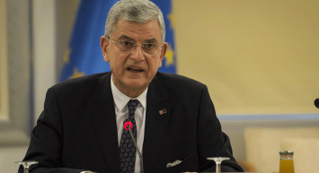 Fatih Altaylı ile Teke Tek'e Katılan Volkan Bozkır Kimdir?