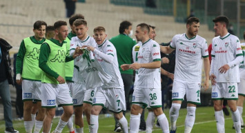 Fenerbahçe Burak Kapacak İle Anlaşma Sağladı!