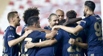 Fenerbahçe Diego Perotti İle Yollarını Ayırıyor!