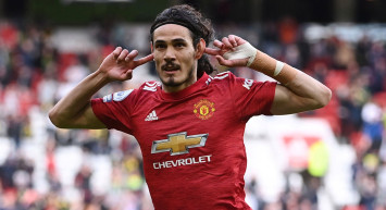 Fenerbahçe, Edinson Cavani'yi Transfer Etmek İçin Yoğun Bir Mesai Harcıyor!