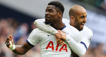 Fenerbahçe, Serge Aurier'i Transfer Etmek İstiyor!