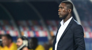 Fenerbahçe Vitor Pereira ile yolları ayırmasından sonra Clarence Seedorf ile görüşmüş!