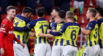 Fenerbahçe'de Max Meyer İle Yollar Ayrılacak!