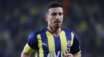 Fenerbahçeli Mert Hakan Yandaş'ı CSKA Moskova transfer etmek istiyor!