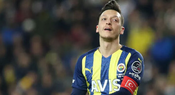 Fenerbahçeli Mesut Özil'e, eski takım arkadaşı Nacho Monreal'den çarpıcı sözler geldi!