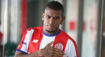 Fernando Lucas Martins Kimdir?