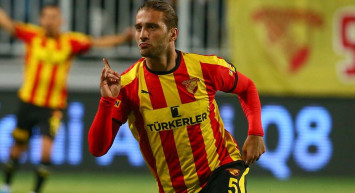 Galatasaray Alpaslan Öztürk'e İmzayı Attırmak Üzere!