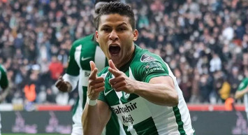 Galatasaray gelecek sezon için kadrosuna Giresunspor formasını terleten Alexis Perez'i transfer etmek istiyor!