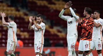 Galatasaray-Göztepe Maçında Devre Arasında Yaşananlar Hakkında Kerem Aktürkoğlu Açıklama Yaptı!