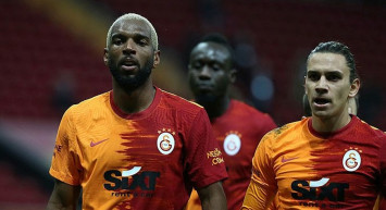 Galatasaray Maçında Islıklanan Ryan Babel, Yaptığı Paylaşımla Tepkileri Üzerine Çekti!