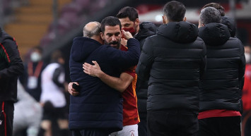 Galatasaray'da Arda Turan Hakkında Karar Belli Oldu!