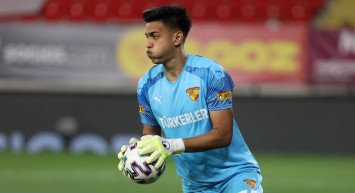 Galatasaray'ın Göztepe'den transfer etmek istediği İrfan Can Eğribayat için Fenerbahçe harekete geçti!