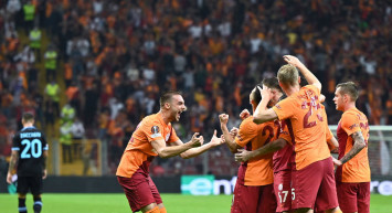 Galatasaray'ın, Lazio Mücadelesi Avrupa'da Manşetlere Taşındı!