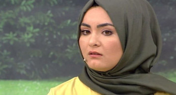 Gelin adayı Hanife Gürdal artık sınır tanımıyor! Sere serpe uzanıp...