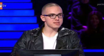 Genç yarışmacı geceye damga vurdu: YKS Türkiye 13’üncüsü Kim Milyoner Olmak İster’de barajı geçemedi