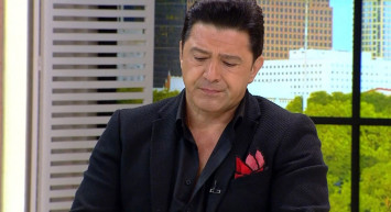 Hakan Ural acı haberi canlı yayında öğrendi: Dayısı…