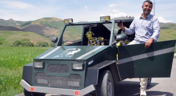 Hakkarili Mehmet Çoban Kendi Arabasını Yaptı