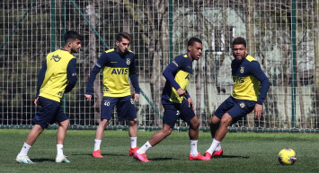 Hatayspor Eski Fenerbahçeli Simon Falette İle Anlaşma Sağladı!