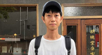 Hiçbir şey yapmadan ayda binlerce euro kazanıyor! Mesleğinin sırrı...