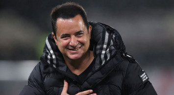 Hull City, Galatasaray'ın eski futbolcusu Jean Michael Seri'yi transfer ediyor!