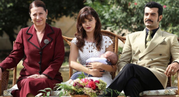 İbrahim Çelikkol'un Başrollünde Oynadığı Bir Zamanlar Çukurova'da İlginç Detay