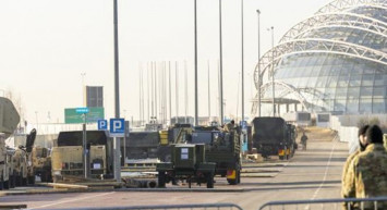 İçerisinde ABD tanklarının bulunduğu Yunan tırları Türk şoför tarafından kayıt altına alındı ‘Geleceğiniz varsa göreceğinizde var’