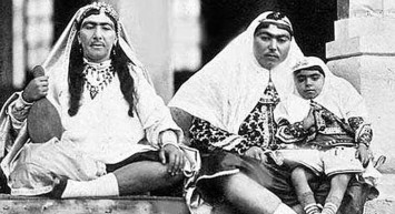 İran Şahı Nasreddin Qaçar'ın Tuhaf Haremi