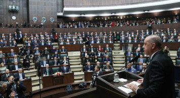 İsmet Yılmaz Kimdir?