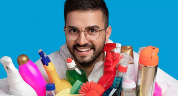 Kadir Ezildi kimdir?