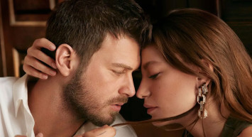 Kıvanç Tatlıtuğ çıplak haliyle dillere düştü: Kime olsa sıcak basar!