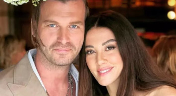 Kıvanç Tatlıtuğ son paylaşımıyla sosyal medyayı salladı: Karısına ve çocuğuna düştüğü not duygulandırdı!