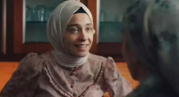 Kızıl Goncalar dizisinin Feyza'sı Zehra Kelleci'nin gerçek halini görenler şok oldu: Tokat sahnesi günlerce konuşulmuştu