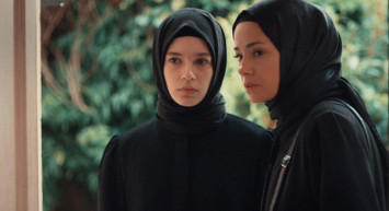 Kızıl Goncalar'da yeni fragman yeni skandal: Şimdi de çocuk gelin!