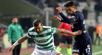 Konyaspor'da Süper Lig'de Fenerbahçe ile oynanacak maç öncesinde Aldülkerim Bardakcı'dan takıma kötü haber geldi!