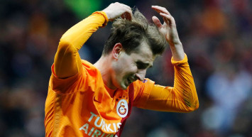 Lyon, Galatasaraylı Kerem Aktürkoğlu'nun transferinden vazgeçti!