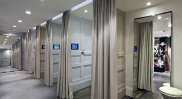 Mağaza soyunma kabinlerinde gerçekten zayıflatan özel aynalar mı kullanılıyor? İşte cevabı…