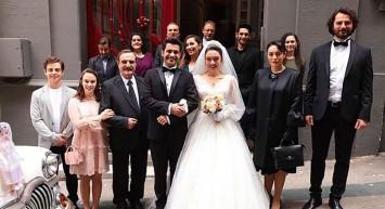 Maske Kimsin Sen İçin Masumlar Apartmanı’ndan mı Ayrılıyor?