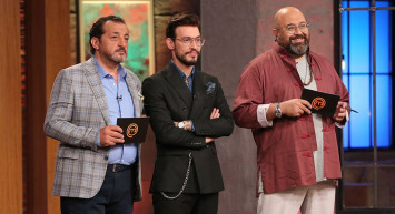 MasterChef Mehmet Yalçınkaya Rest Çekti!