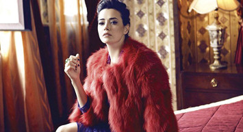 Masumlar Apartmanı'ndan Teklif Alan Özgü Namal Kimdir?