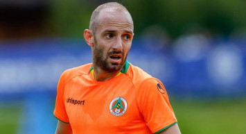 Medipol Başakşehir Alanyasporlu Efecan Karaca'yı Transfer Etmek İstiyor!